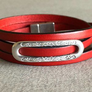 Triple wrap red lather and silver bracelet